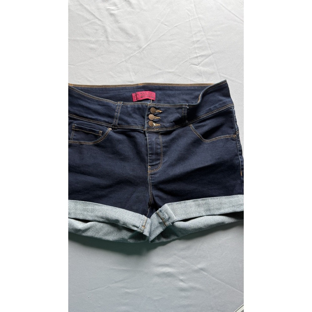 Women's Blue Denim Jean Shorts In A Size 1XL EUC with Pockets Off Brand